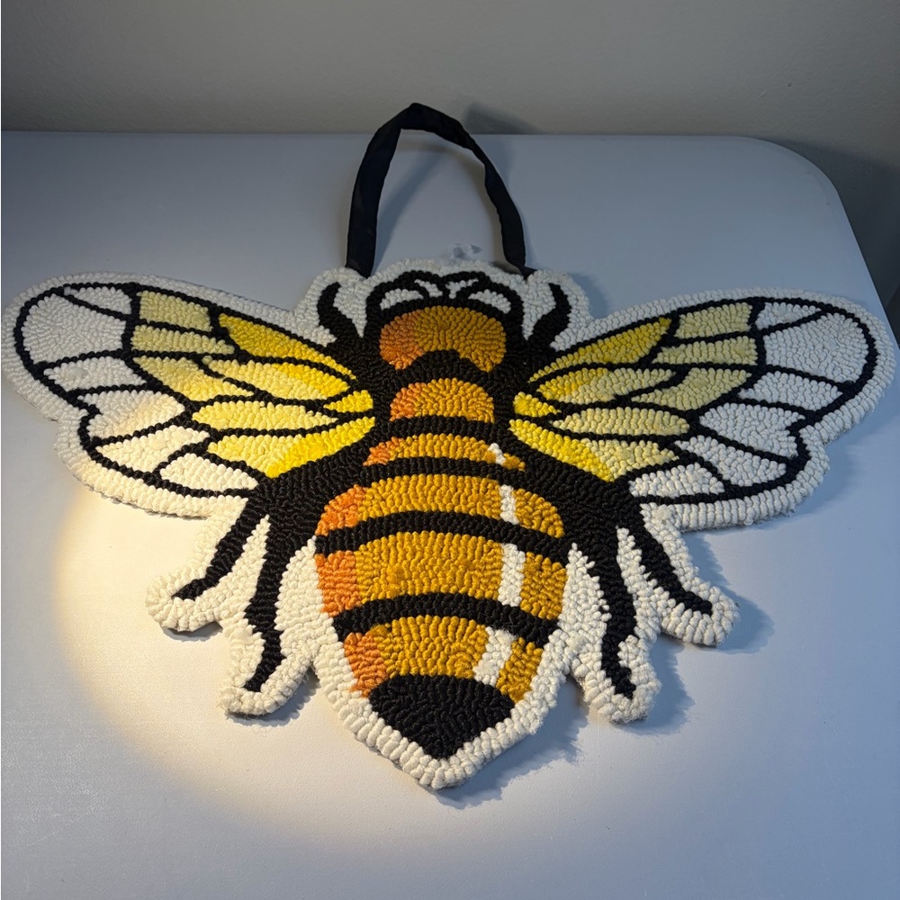 BumbleBee Wall Hanging By Evergreen Enterprise of Virginia